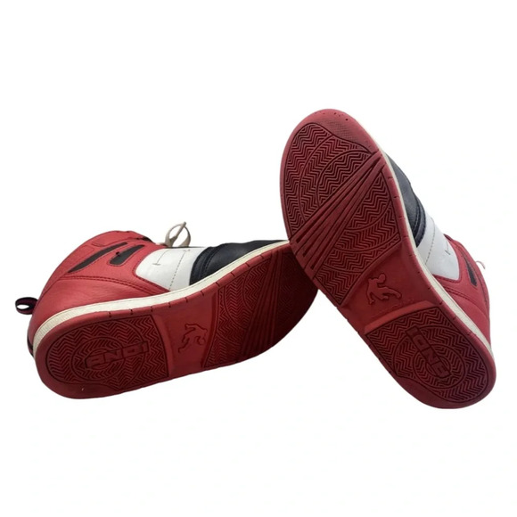 AND1 Zenith Boys High Top Basketball Shoes - Black, Red, and White | Size 1 - Picture 5 of 7